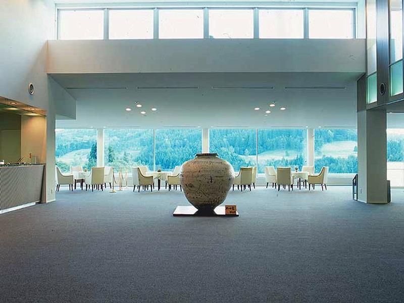 Menard Aoyama Resort Iga Екстериор снимка